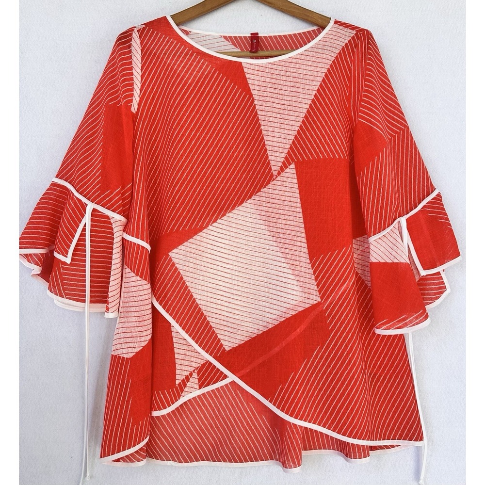 Connie K classy Top Red White Sz Small FITS LARGE Geometric Breezy